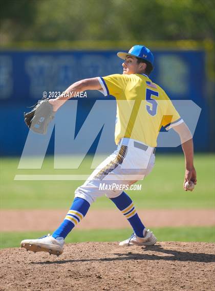 Thumbnail 2 in Roseville @ Del Campo photogallery.