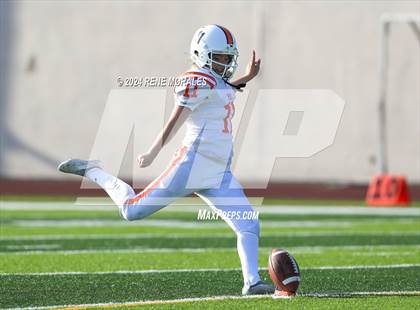 Thumbnail 2 in Polytechnic vs Hoover photogallery.