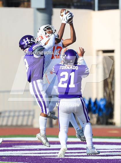Thumbnail 1 in Polytechnic vs Hoover photogallery.