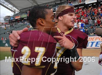 Thumbnail 3 in Cardinal Newman vs. Oaks Christian (D3 State Final) photogallery.