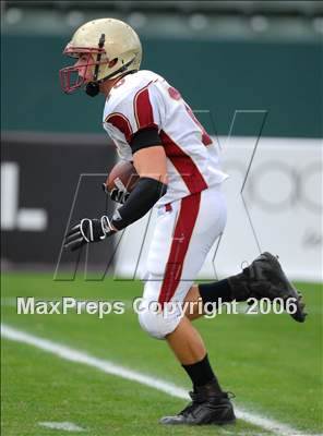 Thumbnail 1 in Cardinal Newman vs. Oaks Christian (D3 State Final) photogallery.