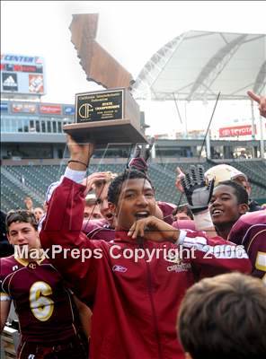 Thumbnail 3 in Cardinal Newman vs. Oaks Christian (D3 State Final) photogallery.