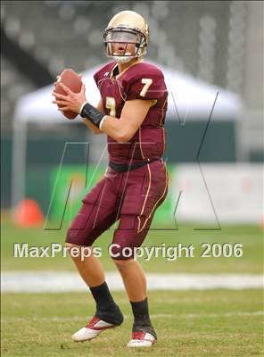 Thumbnail 3 in Cardinal Newman vs. Oaks Christian (D3 State Final) photogallery.