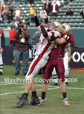 Thumbnail 3 in Cardinal Newman vs. Oaks Christian (D3 State Final) photogallery.