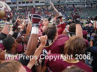 Thumbnail 3 in Cardinal Newman vs. Oaks Christian (D3 State Final) photogallery.