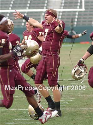 Thumbnail 3 in Cardinal Newman vs. Oaks Christian (D3 State Final) photogallery.