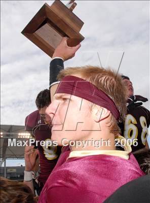 Thumbnail 3 in Cardinal Newman vs. Oaks Christian (D3 State Final) photogallery.