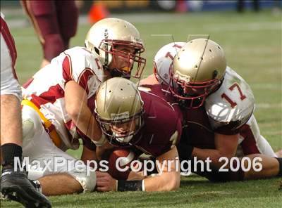 Thumbnail 2 in Cardinal Newman vs. Oaks Christian (D3 State Final) photogallery.