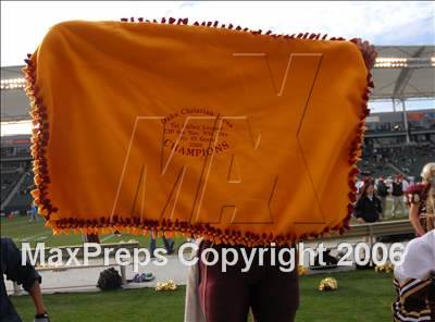 Thumbnail 2 in Cardinal Newman vs. Oaks Christian (D3 State Final) photogallery.