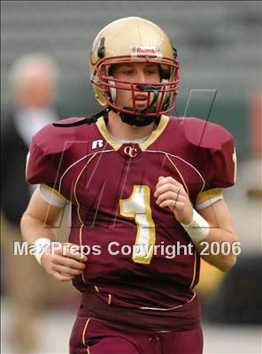 Thumbnail 2 in Cardinal Newman vs. Oaks Christian (D3 State Final) photogallery.