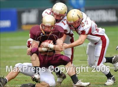 Thumbnail 3 in Cardinal Newman vs. Oaks Christian (D3 State Final) photogallery.