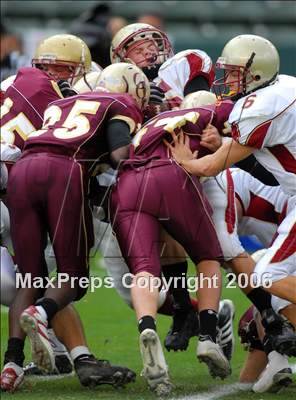 Thumbnail 2 in Cardinal Newman vs. Oaks Christian (D3 State Final) photogallery.