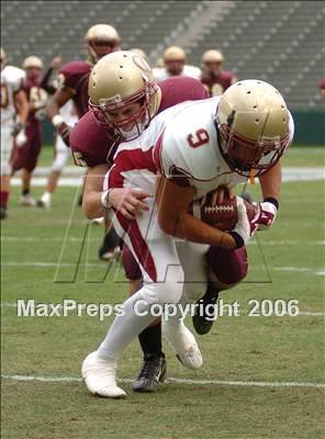 Thumbnail 3 in Cardinal Newman vs. Oaks Christian (D3 State Final) photogallery.