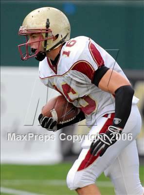 Thumbnail 3 in Cardinal Newman vs. Oaks Christian (D3 State Final) photogallery.