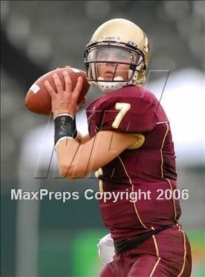 Thumbnail 3 in Cardinal Newman vs. Oaks Christian (D3 State Final) photogallery.