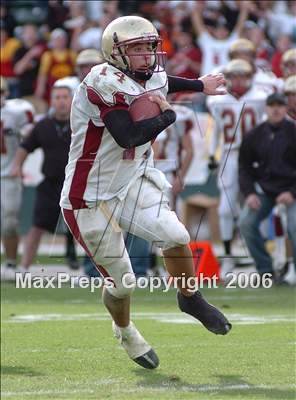 Thumbnail 2 in Cardinal Newman vs. Oaks Christian (D3 State Final) photogallery.