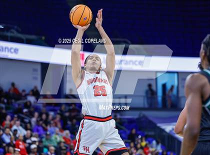 Thumbnail 3 in Woodward Academy vs. Langston Hughes (GHSA 5A Semifinal) photogallery.