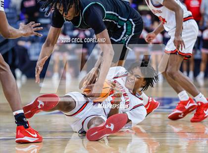 Thumbnail 2 in Woodward Academy vs. Langston Hughes (GHSA 5A Semifinal) photogallery.