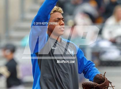 Thumbnail 3 in Mansfield vs. Hebron Game 3 (UIL 6A Area Playoff) photogallery.