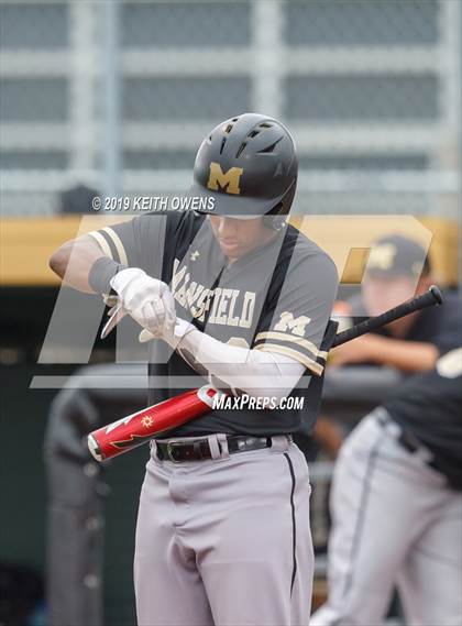 Thumbnail 3 in Mansfield vs. Hebron Game 3 (UIL 6A Area Playoff) photogallery.