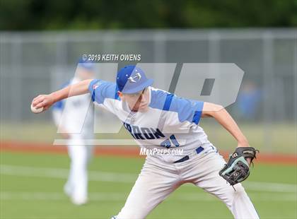 Thumbnail 3 in Mansfield vs. Hebron Game 3 (UIL 6A Area Playoff) photogallery.