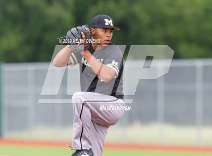 Thumbnail 1 in Mansfield vs. Hebron Game 3 (UIL 6A Area Playoff) photogallery.