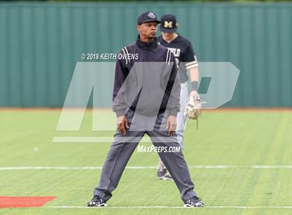Thumbnail 1 in Mansfield vs. Hebron Game 3 (UIL 6A Area Playoff) photogallery.