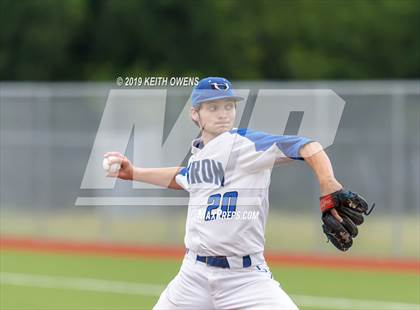 Thumbnail 3 in Mansfield vs. Hebron Game 3 (UIL 6A Area Playoff) photogallery.