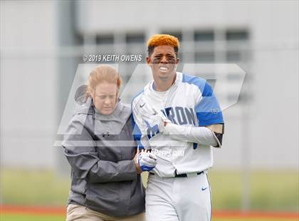 Thumbnail 1 in Mansfield vs. Hebron Game 3 (UIL 6A Area Playoff) photogallery.