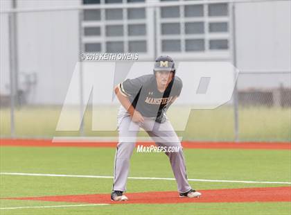 Thumbnail 3 in Mansfield vs. Hebron Game 3 (UIL 6A Area Playoff) photogallery.