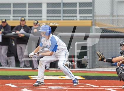 Thumbnail 3 in Mansfield vs. Hebron Game 3 (UIL 6A Area Playoff) photogallery.
