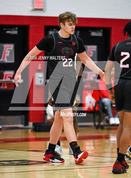 Thumbnail 2 in Lakota West vs. Princeton (OHSAA Southwest District Division 1 Sectionals Round 1) photogallery.