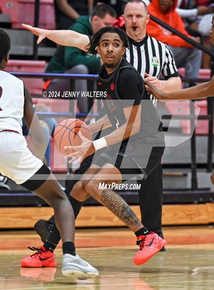 Thumbnail 3 in Lakota West vs. Princeton (OHSAA Southwest District Division 1 Sectionals Round 1) photogallery.