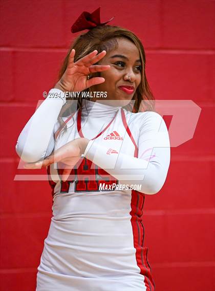 Thumbnail 1 in Lakota West vs. Princeton (OHSAA Southwest District Division 1 Sectionals Round 1) photogallery.