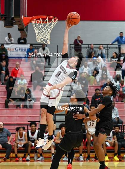 Thumbnail 1 in Lakota West vs. Princeton (OHSAA Southwest District Division 1 Sectionals Round 1) photogallery.