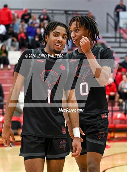 Thumbnail 2 in Lakota West vs. Princeton (OHSAA Southwest District Division 1 Sectionals Round 1) photogallery.