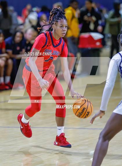 Thumbnail 1 in St. Francis vs. Bob Jones (She Got Game Classic) photogallery.