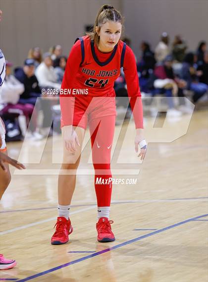 Thumbnail 1 in St. Francis vs. Bob Jones (She Got Game Classic) photogallery.