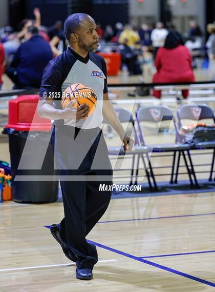Thumbnail 2 in St. Francis vs. Bob Jones (She Got Game Classic) photogallery.
