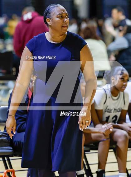 Thumbnail 1 in St. Francis vs. Bob Jones (She Got Game Classic) photogallery.