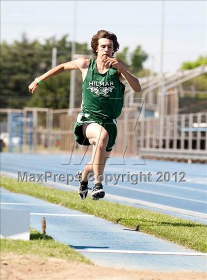Thumbnail 1 in CIF SJS Sectional Championships photogallery.