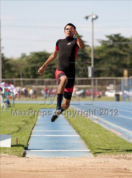 Thumbnail 2 in CIF SJS Sectional Championships photogallery.