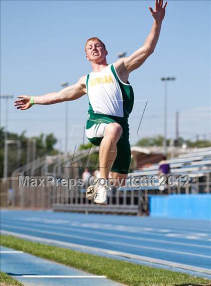 Thumbnail 1 in CIF SJS Sectional Championships photogallery.