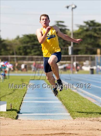 Thumbnail 1 in CIF SJS Sectional Championships photogallery.