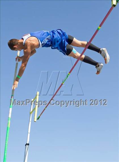 Thumbnail 1 in CIF SJS Sectional Championships photogallery.