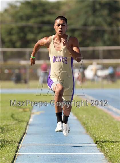 Thumbnail 2 in CIF SJS Sectional Championships photogallery.