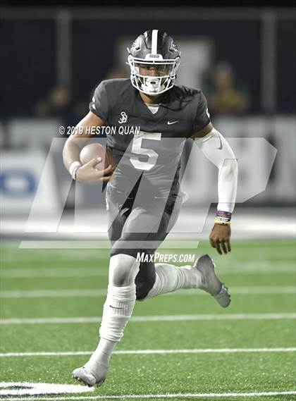 Thumbnail 3 in DeMatha @ St. John Bosco photogallery.