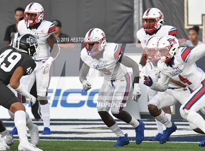 Thumbnail 2 in DeMatha @ St. John Bosco photogallery.