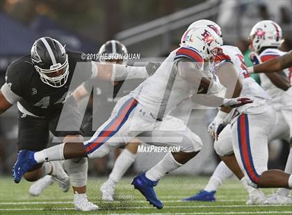 Thumbnail 3 in DeMatha @ St. John Bosco photogallery.