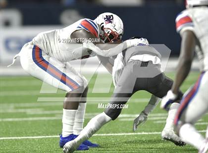 Thumbnail 2 in DeMatha @ St. John Bosco photogallery.